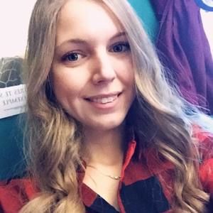 Meet your Posher, Karine